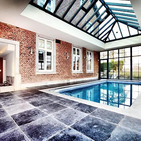 Luxurious Mansion With Indoor Pool And Sauna *