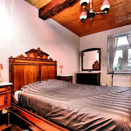 Ferienhaus Luxurious Mansion With Indoor Pool And Sauna Mesnil-Saint-Blaise