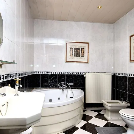 Luxurious Mansion With Indoor Pool And Sauna Vakantiehuis Mesnil-Saint-Blaise